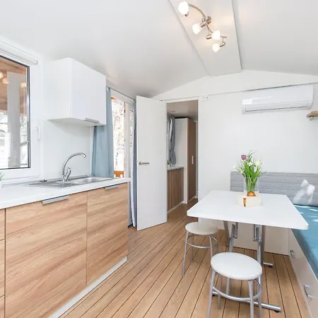 Tatil parkı Albatross Mobile Homes On Bi Village